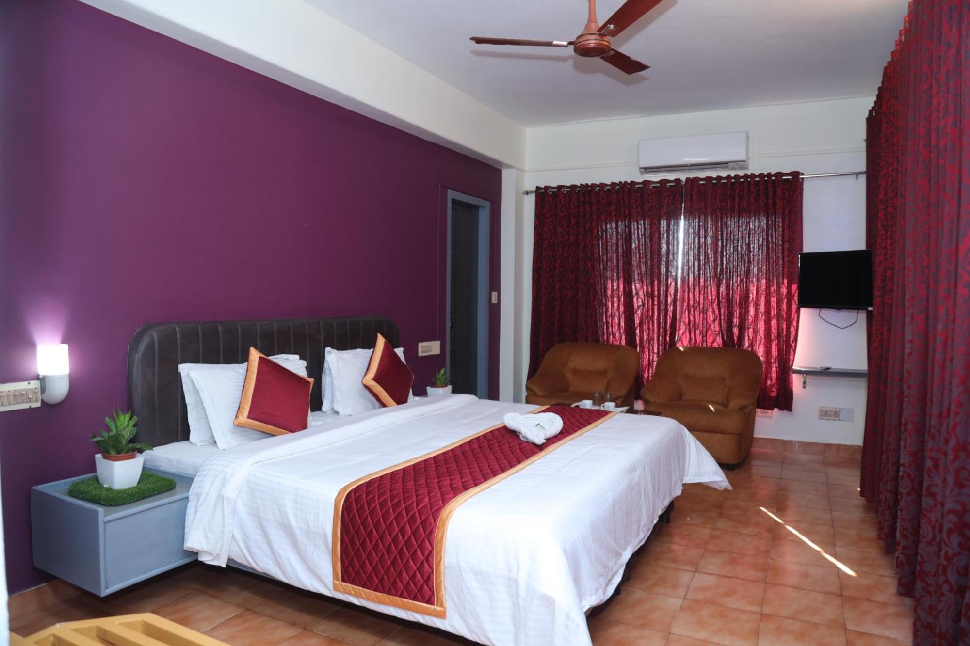 Grand Harmony Beach Resort コーバラム エクステリア 写真